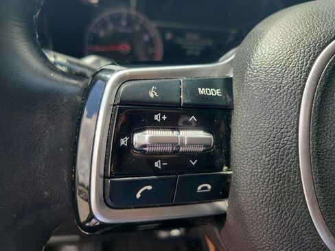 Used 2023 Kia Sorento S w/ Panoramic Sunroof Package FWD image 23