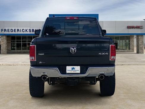 Used 2017 RAM 1500 Laramie w/ Convenience Group AWD/4WD image 4