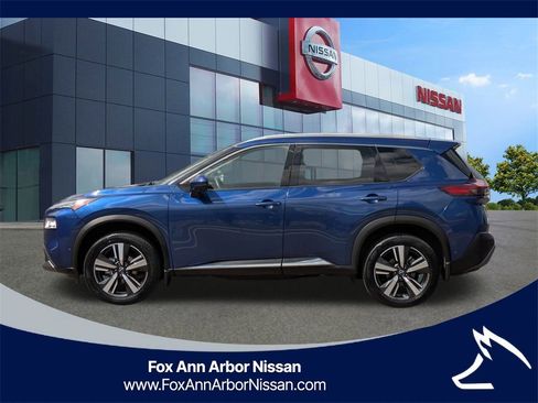 Certified 2023 Nissan Rogue SL w/ SL Premium Package image 2