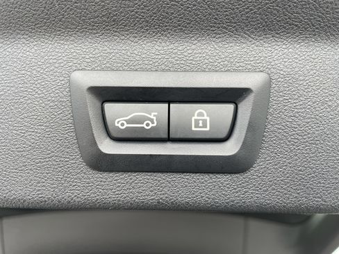 Used 2020 BMW X3 xDrive30i w/ Premium Package image 38