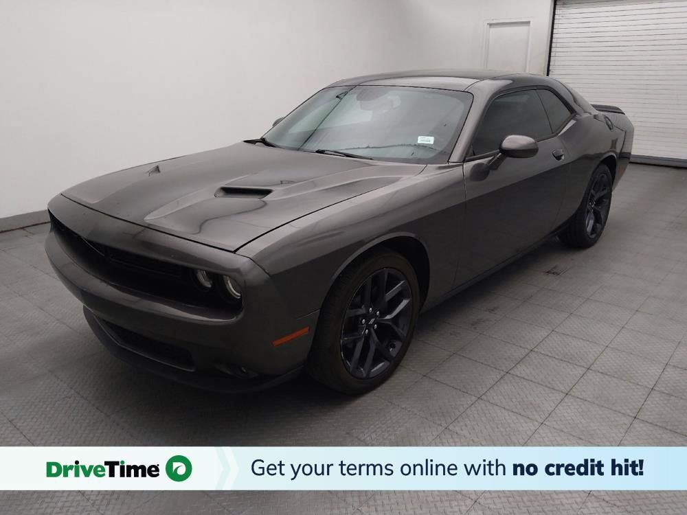 Used 2019 Dodge Challenger SXT w/ Blacktop Package RWD image 1