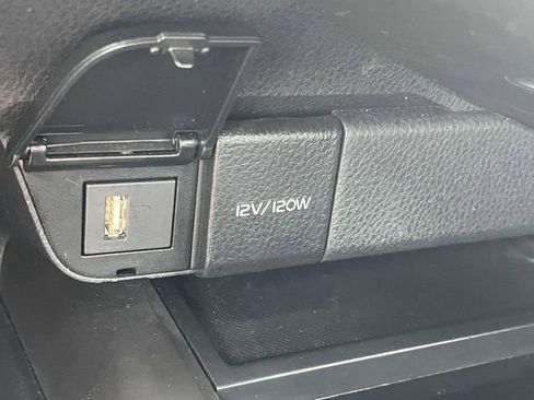 Used 2024 Toyota Camry SE FWD image 20