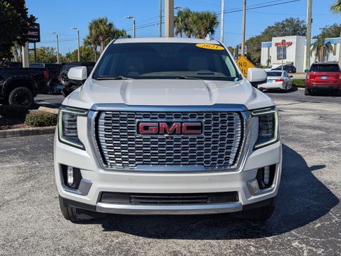 Used 2021 GMC Yukon Denali w/ Denali Ultimate Package image 3