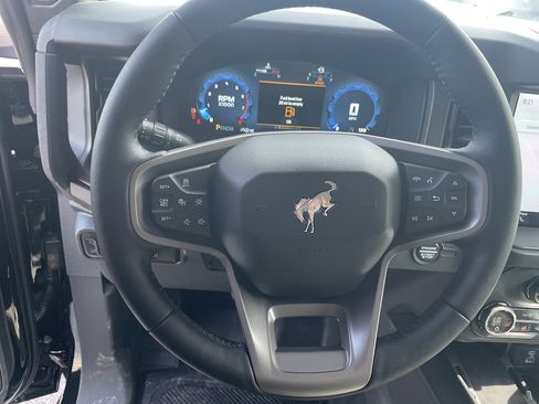 New 2025 Ford Bronco Badlands image 15