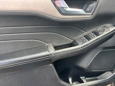 Used 2022 Ford Escape SEL AWD/4WD image 12