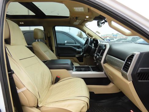 Used 2020 Ford F250 Lariat w/ Lariat Ultimate Package image 16