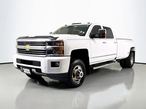 Used 2016 Chevrolet Silverado 3500 High Country image 1