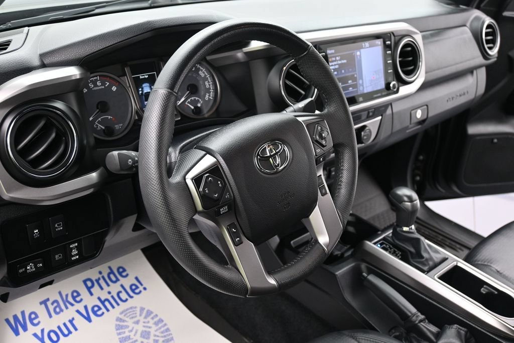 Used 2022 Toyota Tacoma Limited AWD/4WD image 14