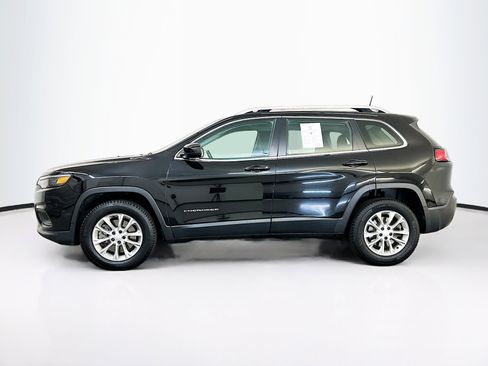 Used 2019 Jeep Cherokee Latitude w/ Popular Appearance Group image 4