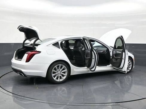 Used 2022 Cadillac CT5 Luxury w/ Sun And Sound Package image 28