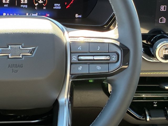 New 2026 Chevrolet Colorado ZR2 w/ Technology Package AWD/4WD image 23