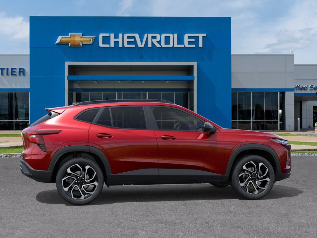 New 2026 Chevrolet Trax RS w/ Driver Confidence Package FWD image 5