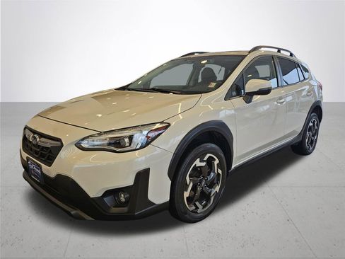 Used 2023 Subaru Crosstrek 2.5i Limited AWD/4WD image 2
