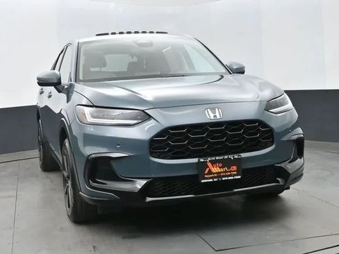 Used 2024 Honda HR-V EX-L image 3