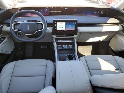 New 2026 Lincoln Nautilus Premier AWD/4WD image 14