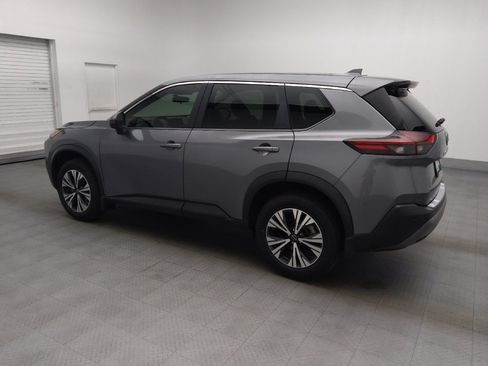 Used 2023 Nissan Rogue SV FWD image 3