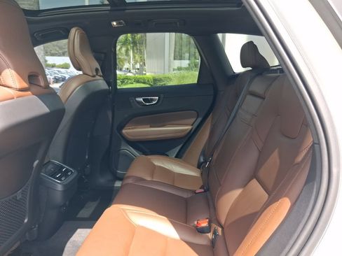 Used 2021 Volvo XC60 T5 Inscription w/ Advanced Package FWD image 8