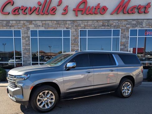 Used 2022 Chevrolet Suburban Premier AWD/4WD image 1