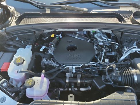 New 2026 Jeep Grand Cherokee Altitude image 39