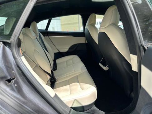 Used 2022 Tesla Model S AWD/4WD image 22