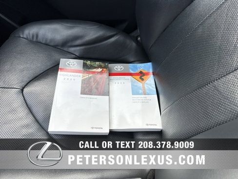 Used 2020 Toyota Highlander Limited image 29