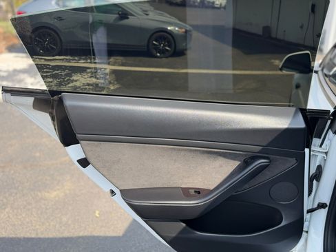 Used 2022 Tesla Model 3 RWD image 23