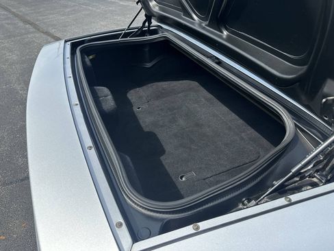 Used 2001 Chevrolet Corvette Convertible w/ Preferred Equipment Group2 RWD image 36