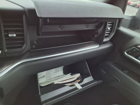 Used 2025 Chevrolet Silverado 3500 LTZ w/ LTZ Plus Package image 19