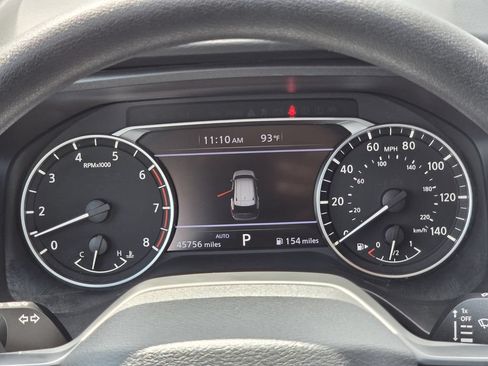 Used 2025 Nissan Rogue S AWD/4WD image 15