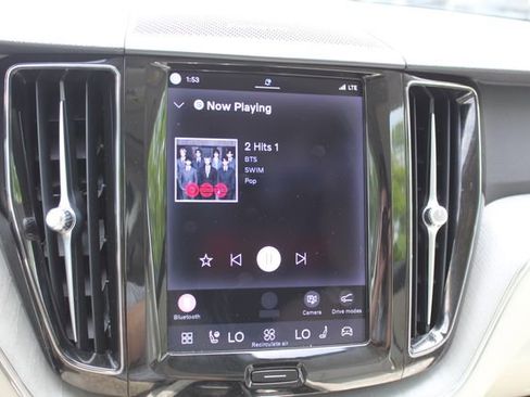 Used 2024 Volvo XC60 T8 Plus w/ Climate Package AWD/4WD image 24
