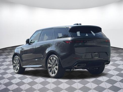 Used 2025 Land Rover Range Rover Sport Dynamic SE AWD/4WD image 3