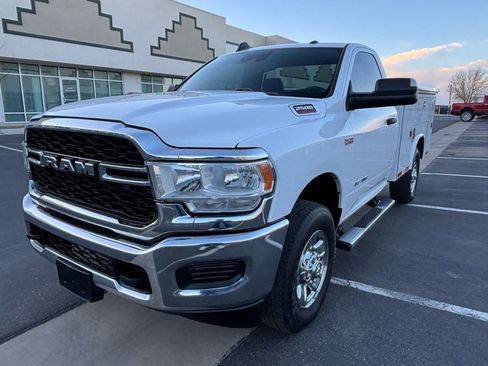 Used 2022 RAM 2500 Tradesman w/ Safety Group image 7