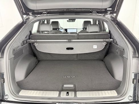Used 2025 Genesis GV60 Performance AWD/4WD image 40