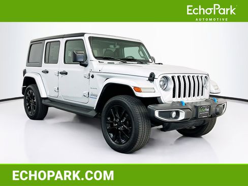 Used 2023 Jeep Wrangler Unlimited Sahara w/ Cold Weather Group AWD/4WD image 1
