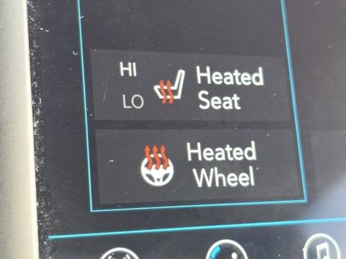 Used 2019 Chrysler Pacifica Touring-L image 5