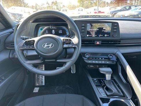 New 2026 Hyundai Elantra SEL Sport Premium FWD image 8