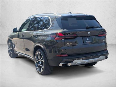 Used 2026 BMW X5 xDrive40i w/ Climate Comfort Package AWD/4WD image 8