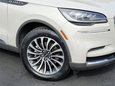 Certified 2022 Lincoln Aviator Reserve image 10