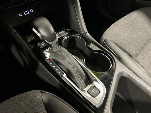 Used 2022 Buick Encore GX Preferred image 24