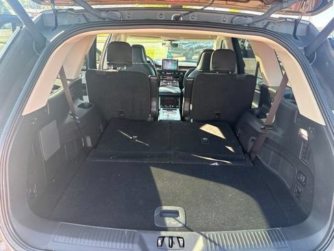 Used 2022 Lincoln Aviator Reserve w/ Equipment Group 201A AWD/4WD image 29