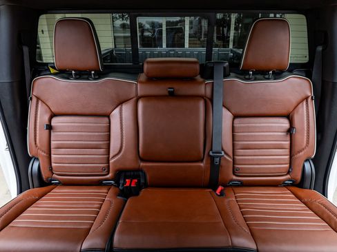 Used 2024 GMC Sierra 2500 Denali Ultimate image 32