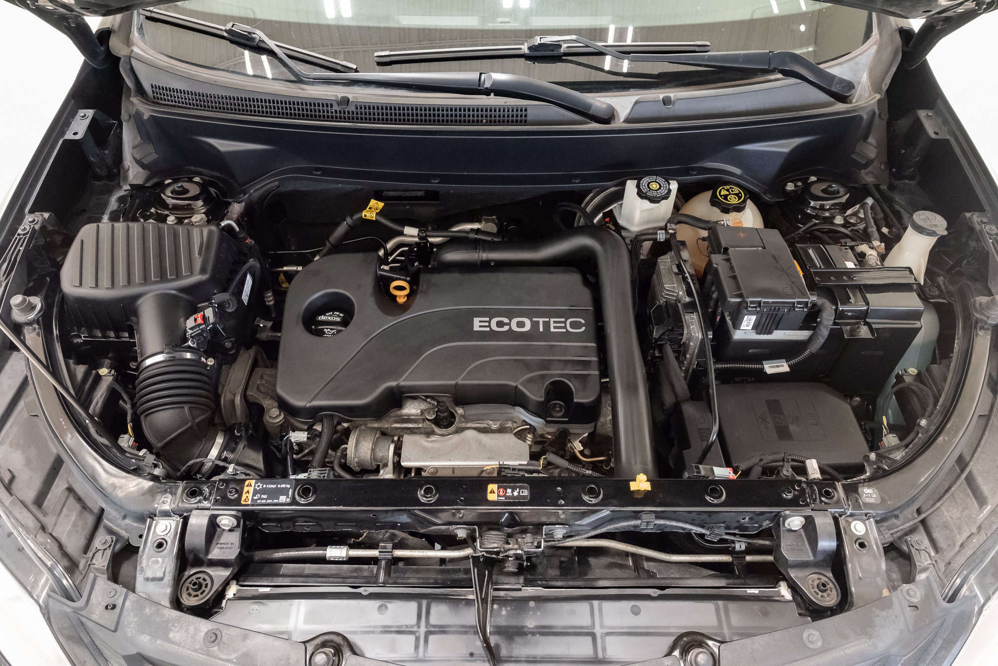 Used 2019 Chevrolet Equinox LT FWD image 3