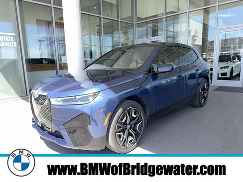 Certified 2023 BMW iX xDrive50 w/ Sport Package AWD/4WD image 1