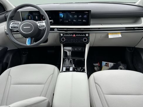 New 2026 Hyundai Tucson SEL FWD image 18