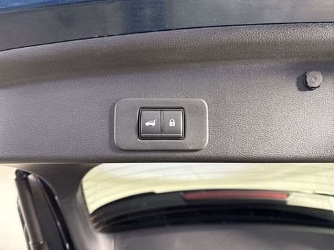 Used 2025 Nissan Murano Platinum w/ Cargo Package image 34