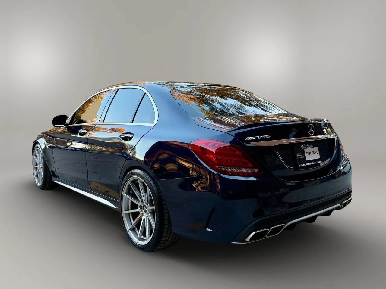 Used 2015 Mercedes-Benz C 63 AMG S image 3