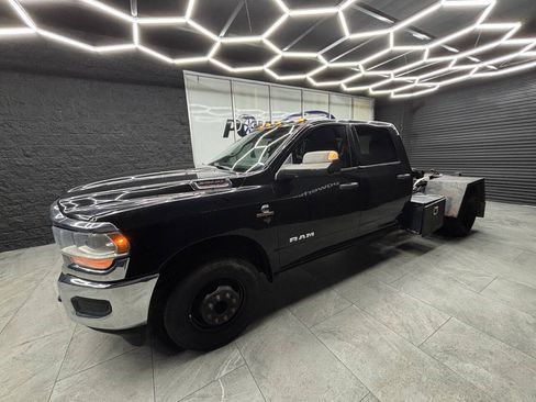 Used 2019 RAM 3500 Tradesman w/ Max Tow Package RWD image 8