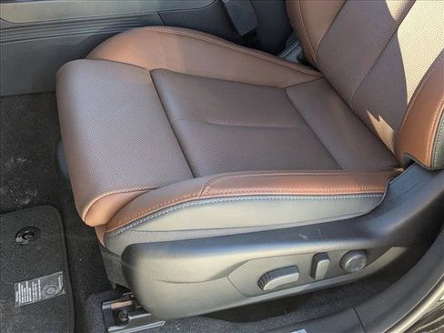 New 2026 Subaru Outback Touring image 4