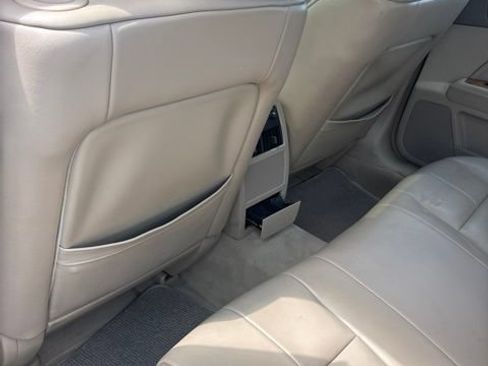Used 2008 Cadillac STS V8 RWD image 12