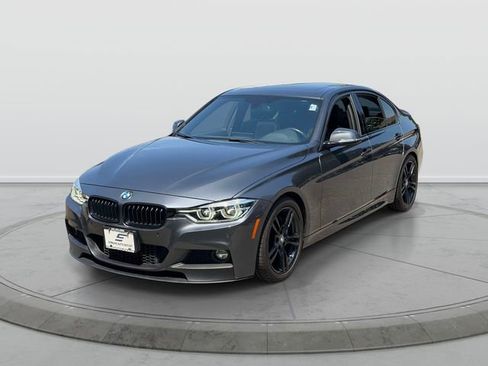 Used 2018 BMW 340i xDrive Sedan AWD/4WD image 3